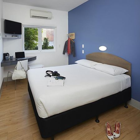 Ibis Budget Perth Airport Екстериор снимка