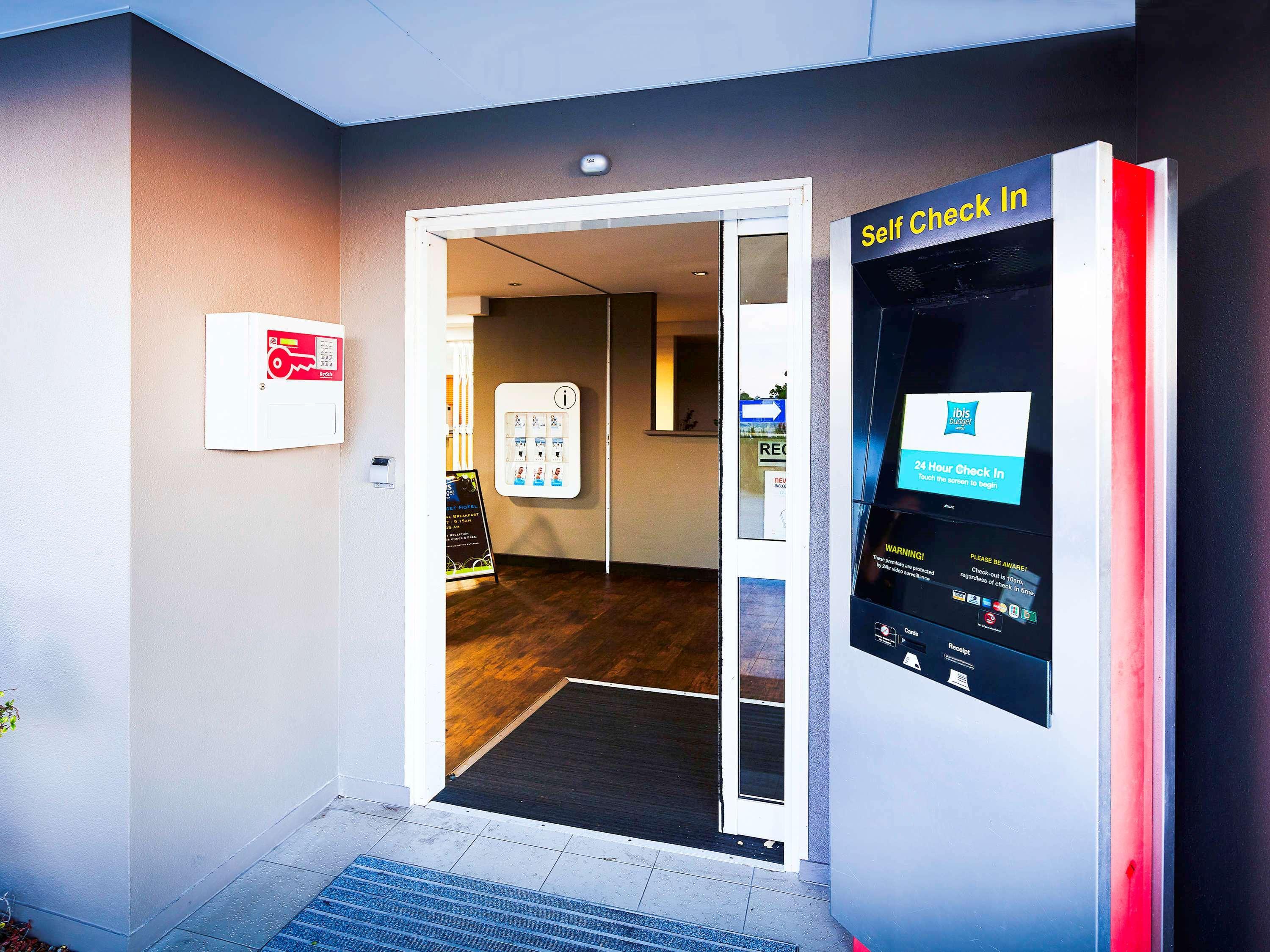 Ibis Budget Perth Airport Екстериор снимка