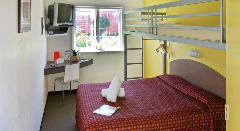 Ibis Budget Perth Airport Екстериор снимка