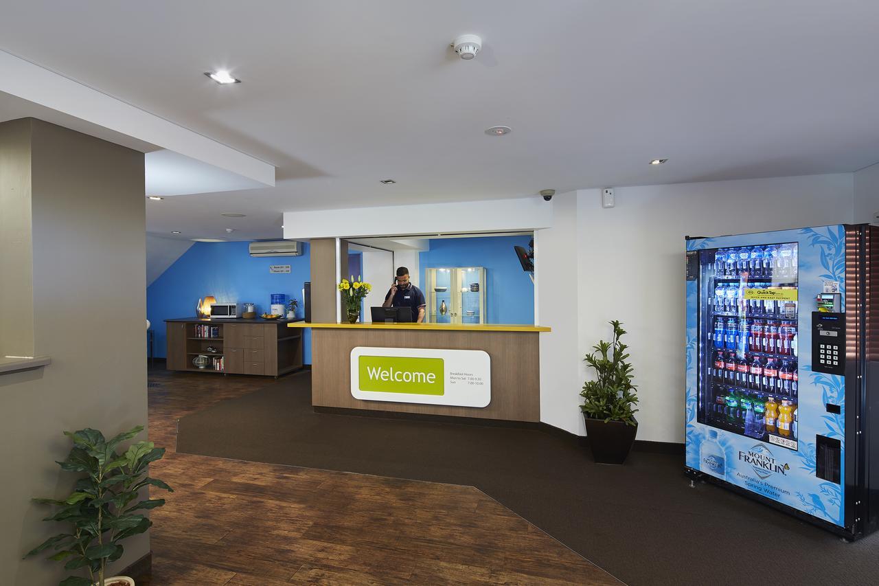 Ibis Budget Perth Airport Екстериор снимка